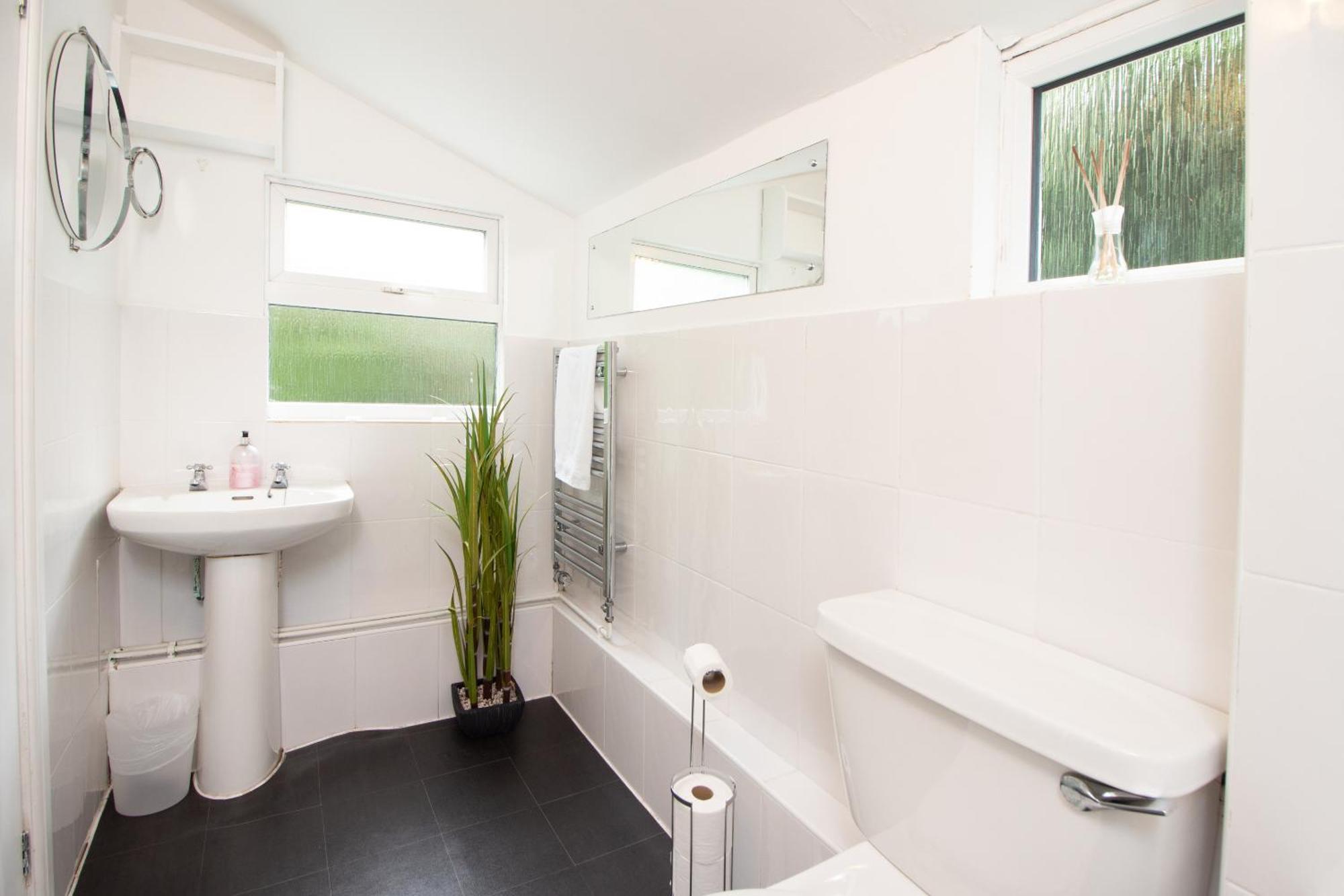 Raleigh Gf - Ground Floor 1 Bed Georgian Flat In The City Centre Free Parking And Wifi Exeter Bagian luar foto