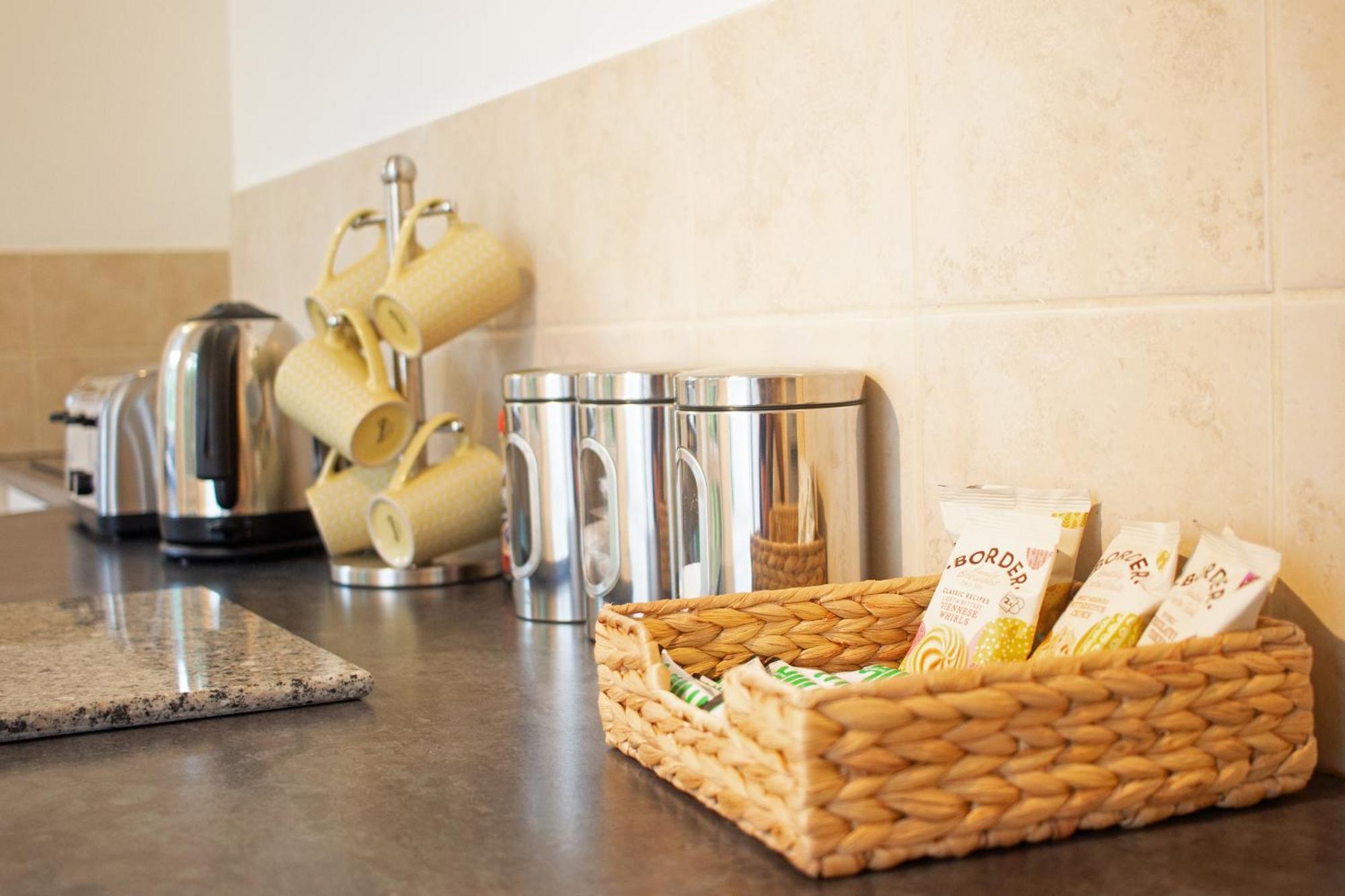 Raleigh Gf - Ground Floor 1 Bed Georgian Flat In The City Centre Free Parking And Wifi Exeter Bagian luar foto